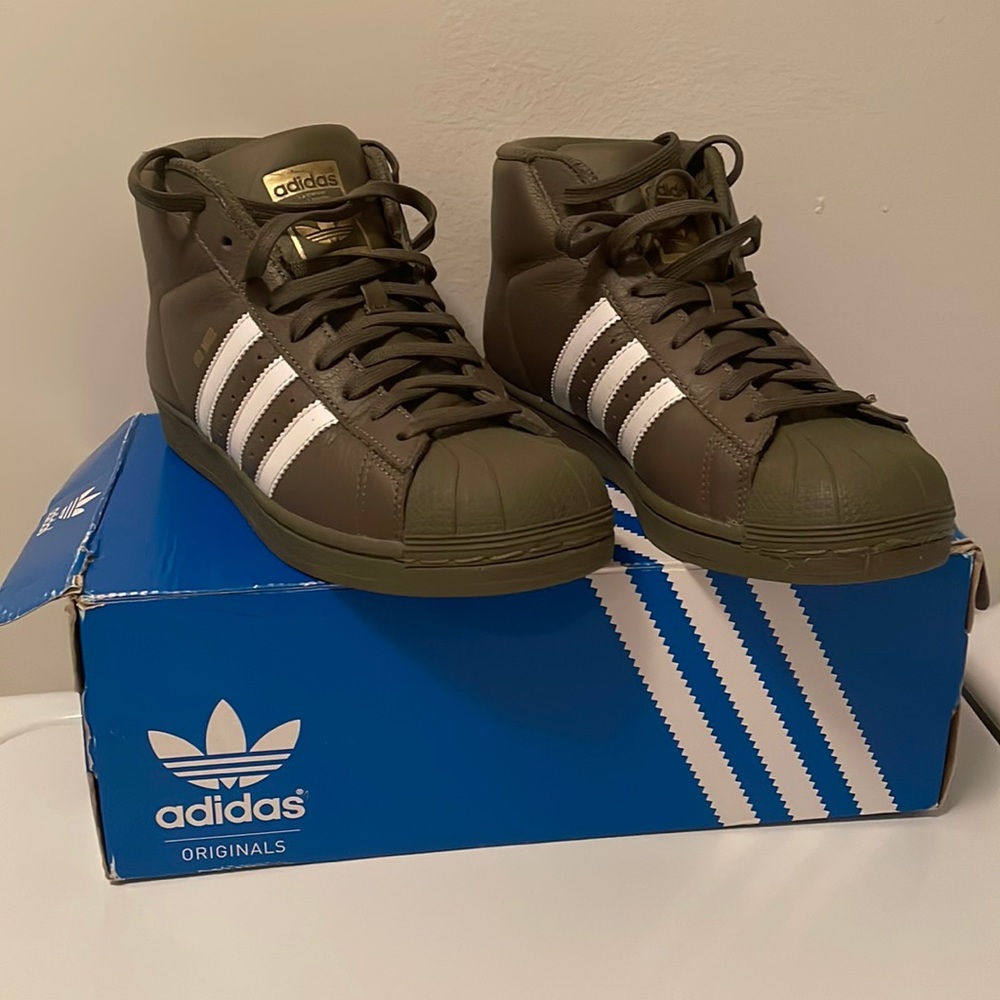 Green adidas